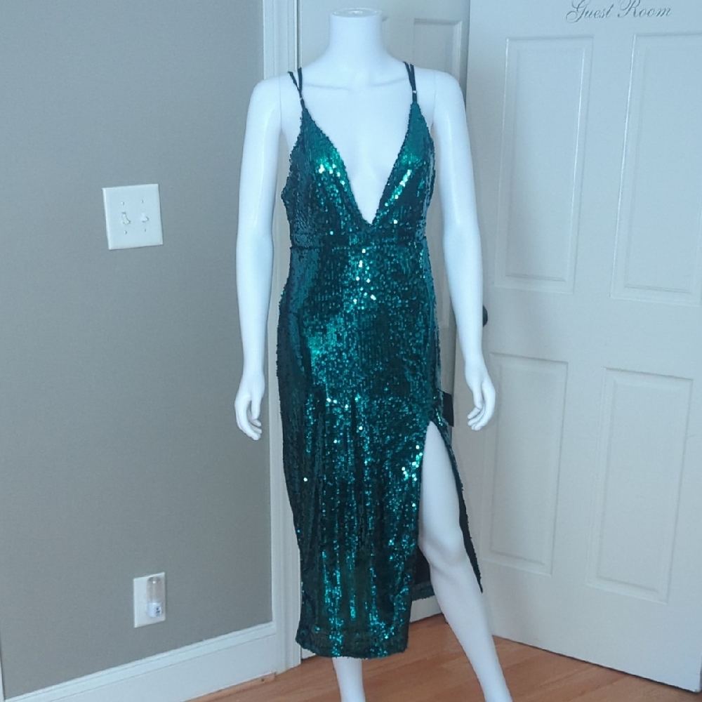 Lulu's Teal Sequin Midi Dress